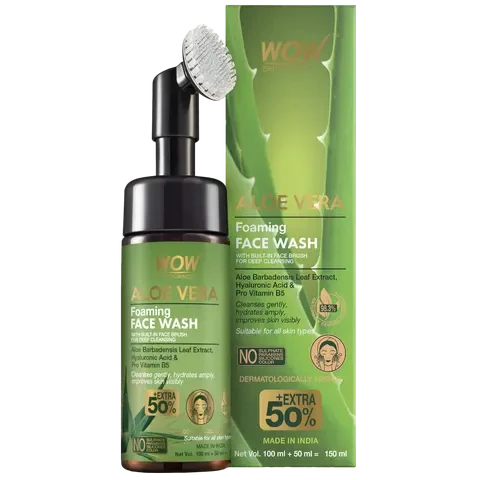 Aloe Vera Face Wash with Built in Brush - 150 ML (With built-in face brush)
